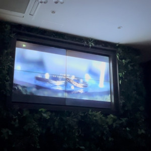 披露宴後もデザートブッフェ会場でムービー上映がありました。|688392さんのララシャンスKOBEの写真(2407125)