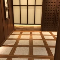 廊下です。キレイです。