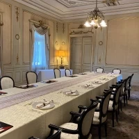 会食会場