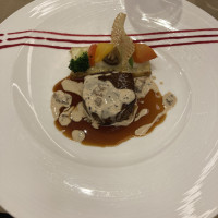 メイン。柔らかいお肉。
