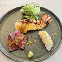 オマール海老の西京味噌焼き
ローストビーフ 真鯛のお寿司