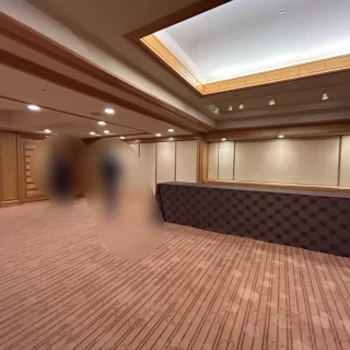 列席者の受付・控室