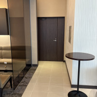 広々としたロビーで受付ができます