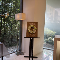 広々としたロビーで受付ができます
