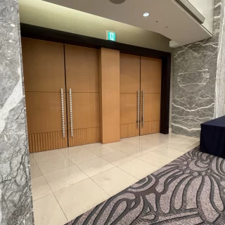 披露宴会場　入場口