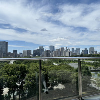 ここでフラワーシャワーする