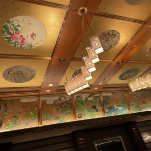 シャンテリアと天井の柄|689257さんのホテル雅叙園東京の写真(2089952)