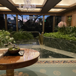 大理石での階段演出|689599さんのホテル椿山荘東京の写真(2024679)