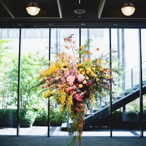 会場メインの装花です。|689871さんのエースホテル京都 （Ace Hotel Kyoto）の写真(2331743)
