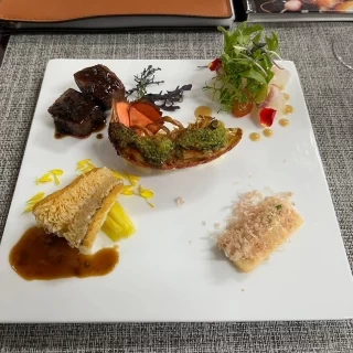 当日試食したお料理
(肉料理と魚料理)