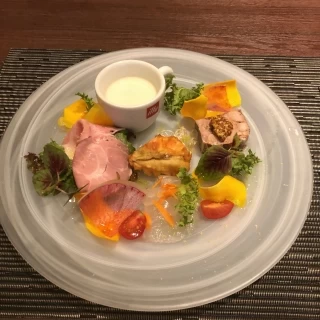 試食前菜
