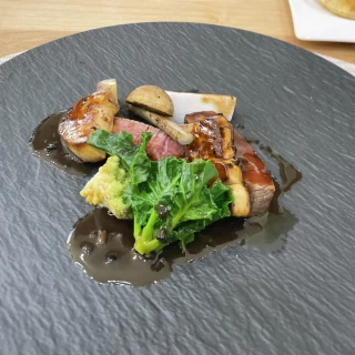 お肉料理
