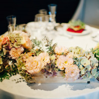 テーブルのお花の装飾