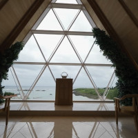 あいにくの曇りでしたが、光が差し込み、海も綺麗に見えました。