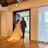 披露宴会場の外はすぐに外に繋がっています。