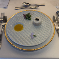 沖縄高級鮮魚ミーバイ。