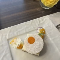 デザート。紅まどんな（みかん）の甘酸っぱさがおいしかった