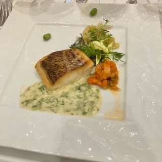 お魚料理です。