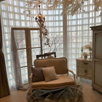 式場と披露宴会場が同フロアのため会場間の廊下の写真スポット