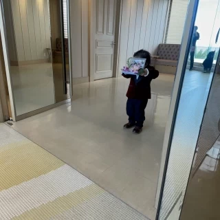 リングボーイを息子に任せました。