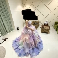 ドレスを試着した際の写真です。