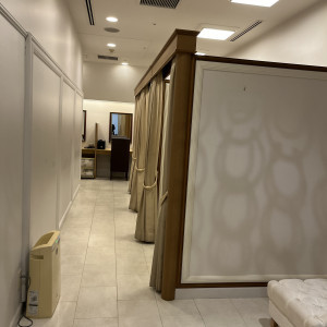 新郎ブライズルーム|691280さんの新横浜グレイスホテル/ ロゼアン シャルムの写真(2043948)