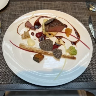 メインの肉料理