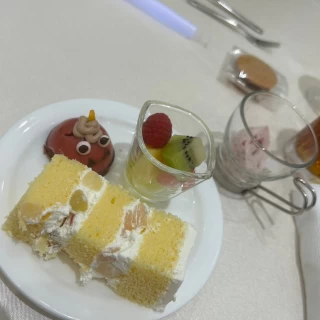 ビッフェ形式のデザート