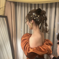 カラードレスのヘアセット