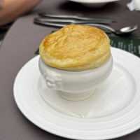 パイ包みのスープです