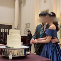 ウェディングケーキとケーキ入刀