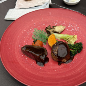 お肉料理はフィレ肉とハンバーグで豪華でした|691553さんのノートルダム横浜みなとみらい/FIVESTAR WEDDINGの写真(2600771)