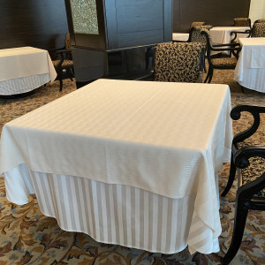 四角のテーブルも変更可能|691579さんのウェスティンホテル大阪の写真(2069831)