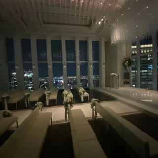 暗くしたチャペル