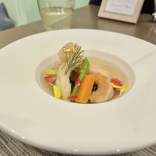 出汁を注いだ料理