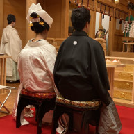 神事中