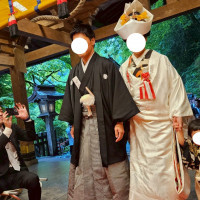 神事へ行く道