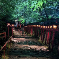 夜の貴船階段