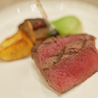 トリュフ薫るフィレ肉焼き