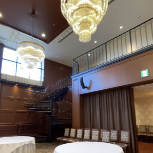 披露宴会場の階段|692153さんのストリングスホテル 名古屋の写真(2117998)