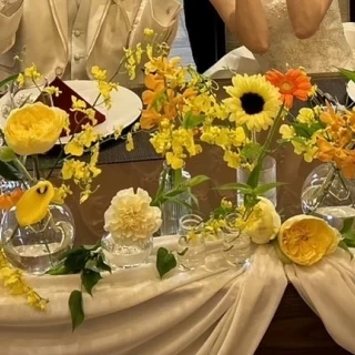 高砂席のテーブルフラワー
夏らしくかわいらしい