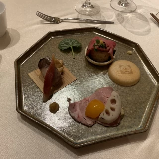 披露宴のお料理です。