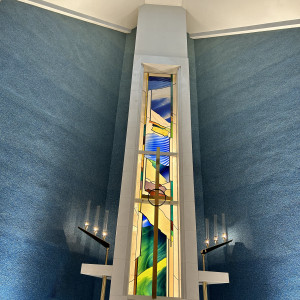 光溢れる滝の教会　ステンドグラス|692365さんのホテルニューオータニ幕張の写真(2062324)
