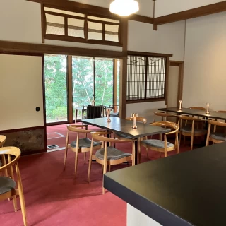 ゲストをお待たせする茶房