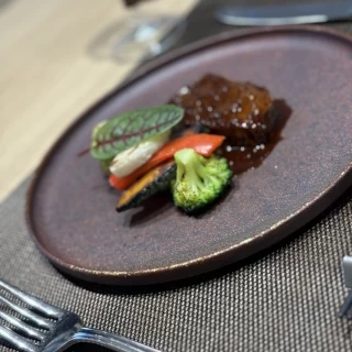 試食のお肉料理