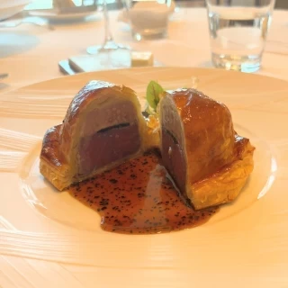 スペシャリティの料理。試食で食べました。