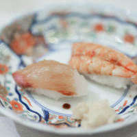 職人の方に握ってもらったお寿司です