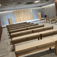 王道のチャペルとはまた違った雰囲気の挙式会場もあり