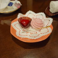 打ち合わせ会場でいただいたお茶菓子(チョコレート絶品)