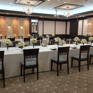 会食形式の披露宴会場|693106さんのベルセゾンの写真(2126359)